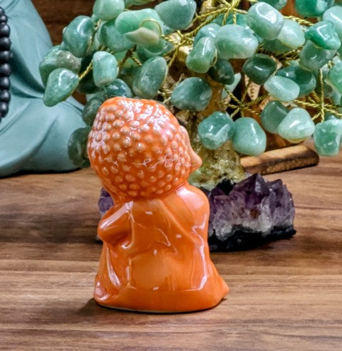 Enfeite Buda Decorativo em Porcelana Laranja - Astral zen