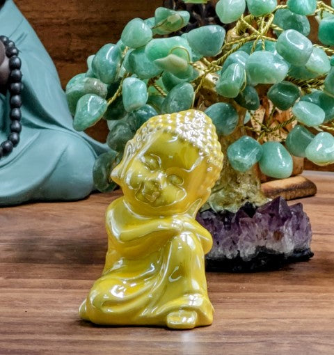 Enfeite Buda Decorativo em Porcelana Amarela - Astral zen