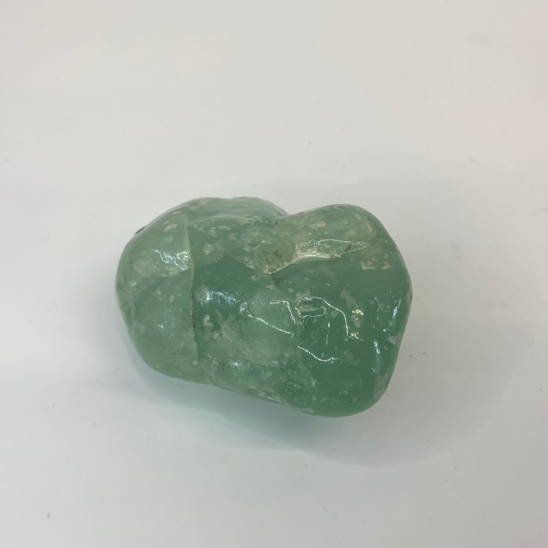 Pedra Fluorita Verde Rolada 308G